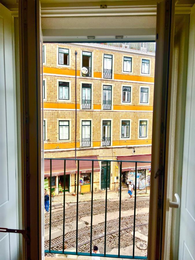 Discover Lisbons History - Stylish Apartment In Alfama Εξωτερικό φωτογραφία