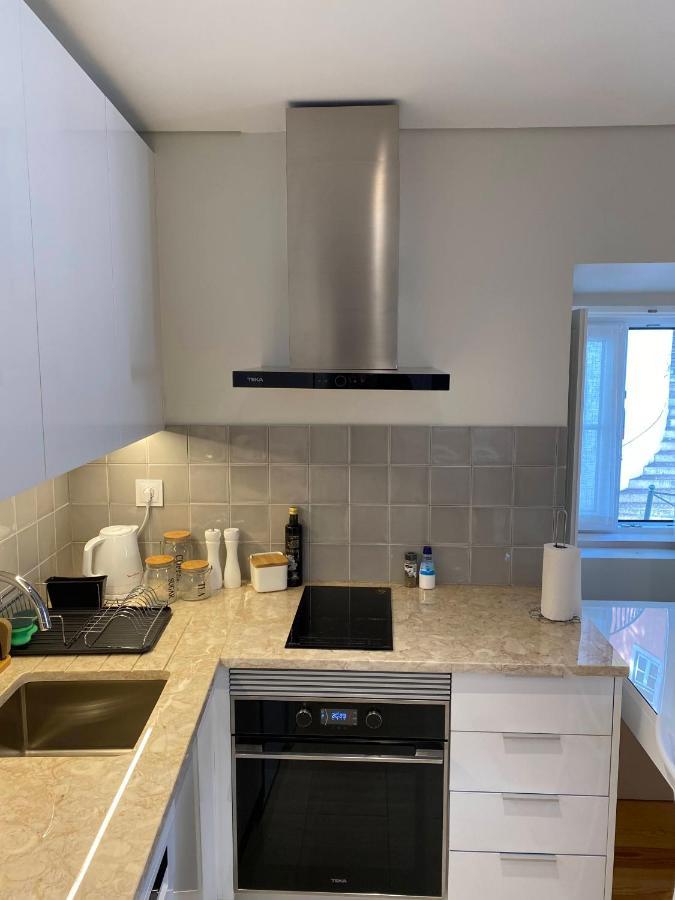 Discover Lisbons History - Stylish Apartment In Alfama Εξωτερικό φωτογραφία