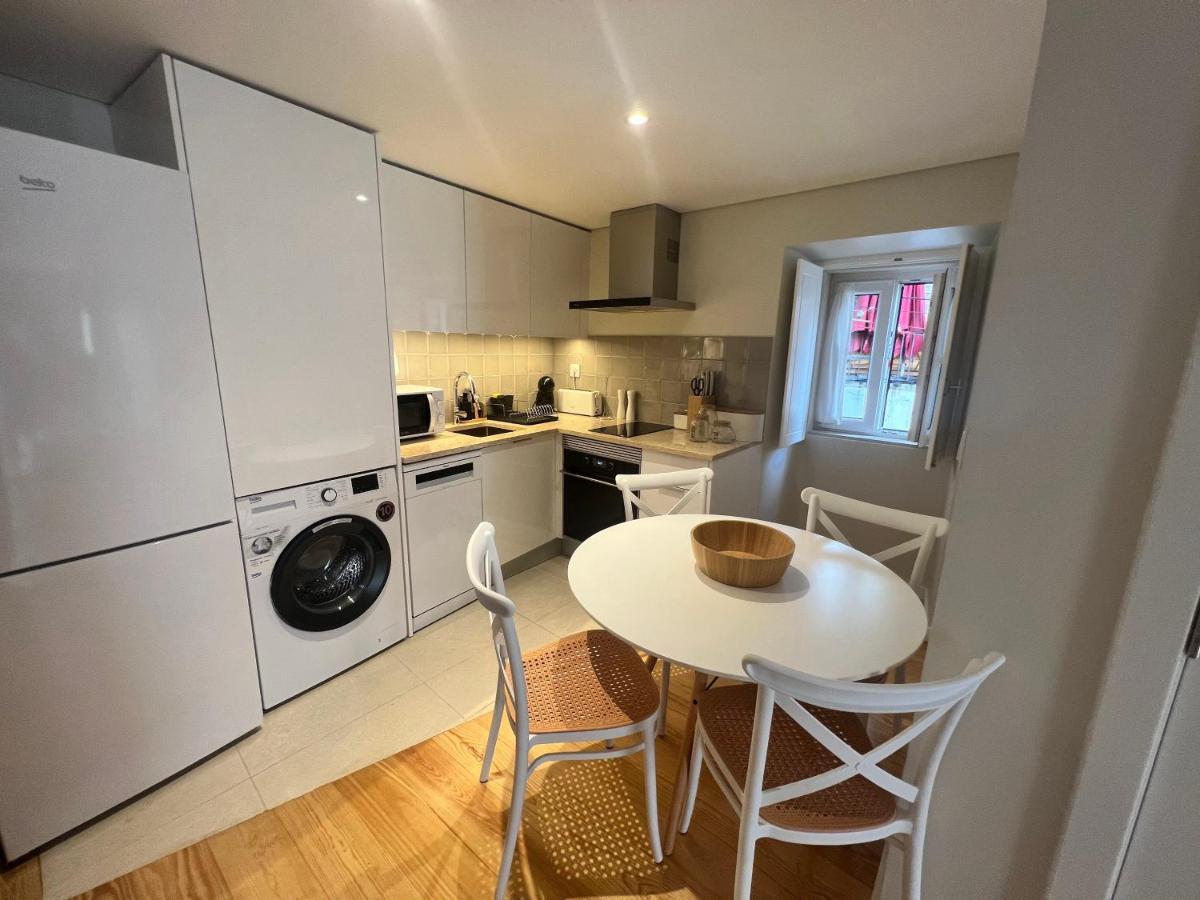 Discover Lisbons History - Stylish Apartment In Alfama Εξωτερικό φωτογραφία